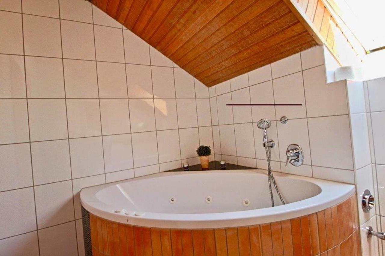Ferienwohnung Mit Seeblick Und Dachterrasse In Ueberlingen Eksteriør bilde